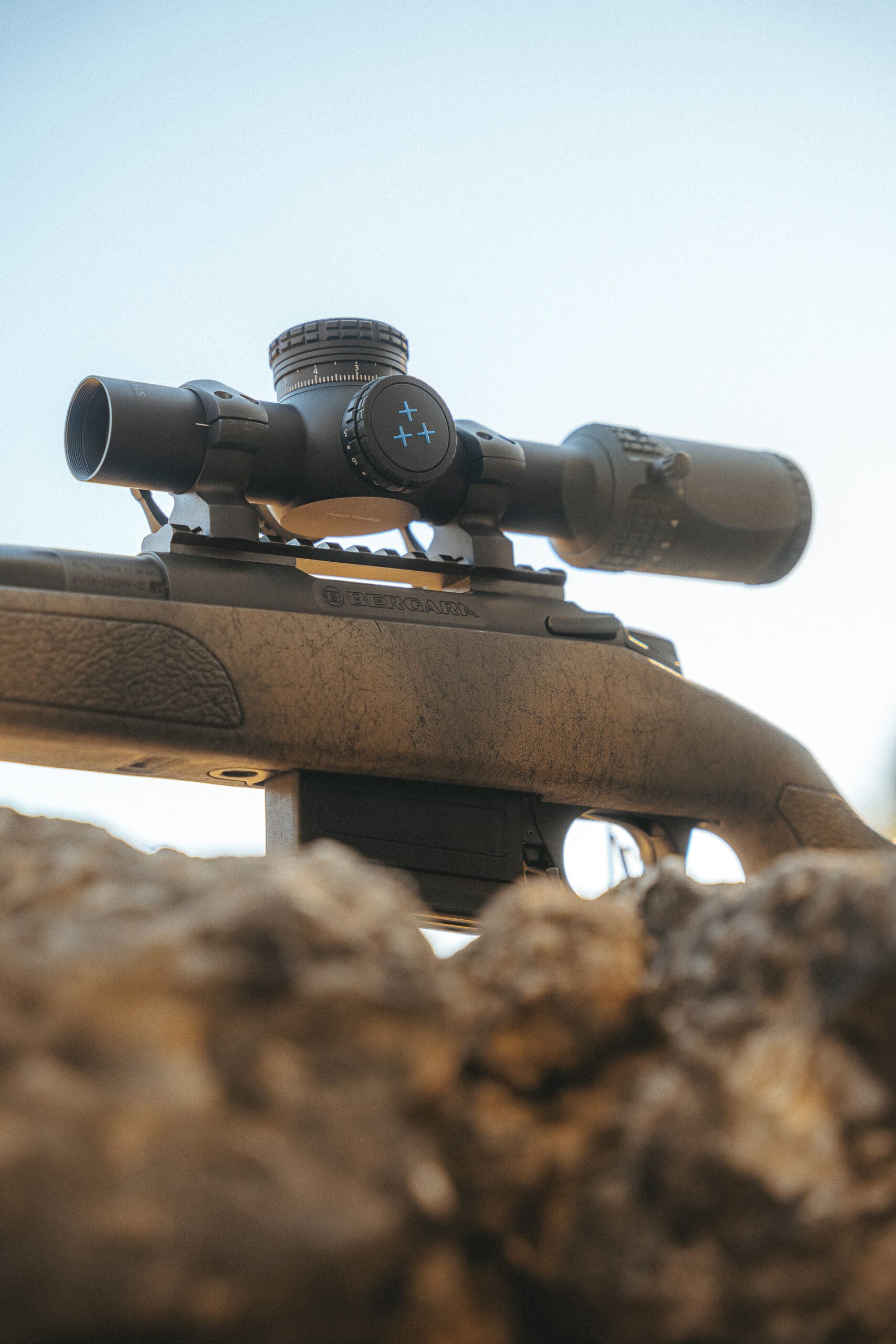Visor Delta Stryker HD 1-8×24 SFP con retícula MRAD - Imagen 3