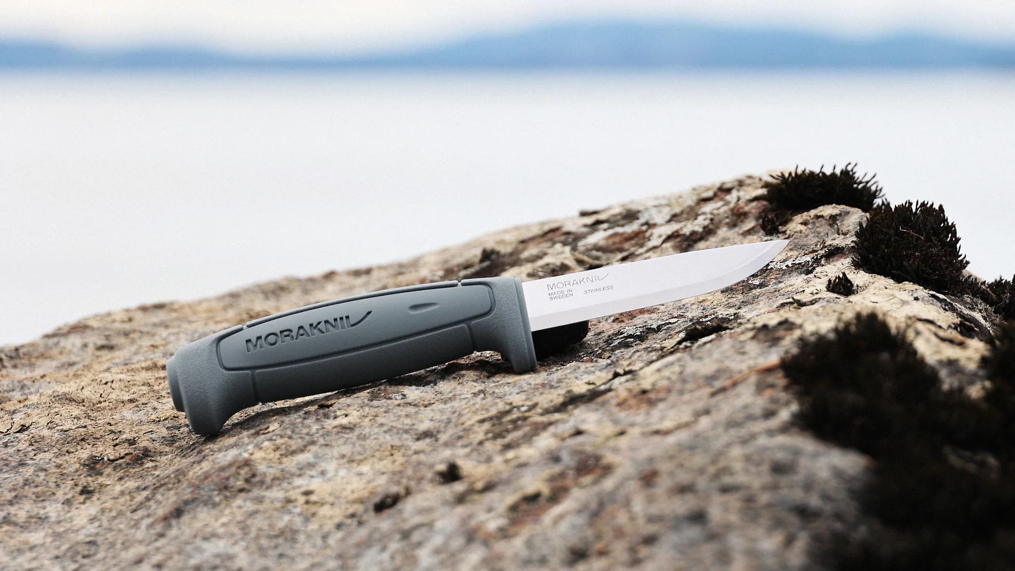 Cuchillo Morakniv BASIC 546 Alta visibilidad - Imagen 2